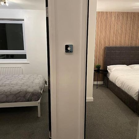 Stunning Central Apartment With Free Parking シェフィールド エクステリア 写真